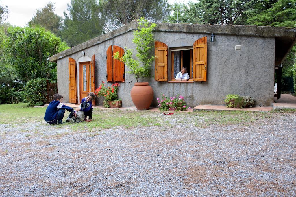 Agriturismo Podere Campalto カンピーリア・マリッティマ エクステリア 写真